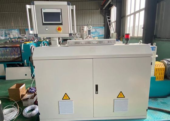 250-630mm Single Screw Extruder Machine Water Gas Oil Supply Hose