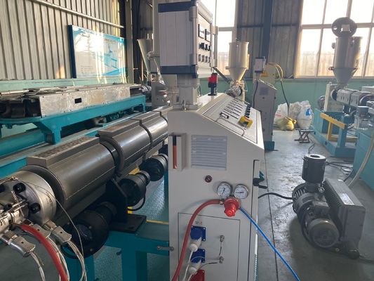 200-500mm Single Wall Corrugated Pipe Extrusion Line Plastic PVC/PE/PP/PPR