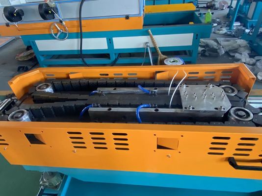 PE PP Corrugated Wire Threading Single Wall Corrugated Pipe Extrusion Line
