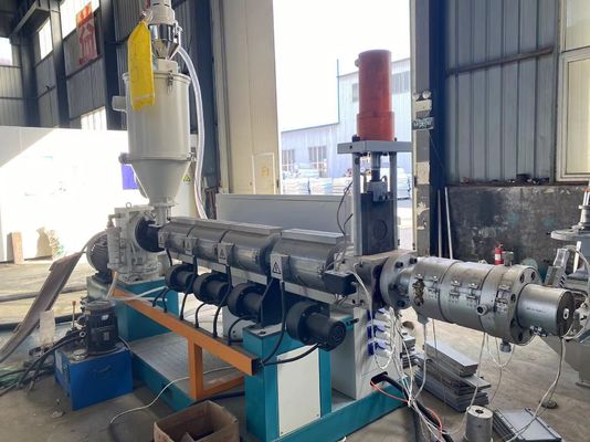 Plastic HDPE PP Pipe Single Screw Plastic Extrusion Machine Extrusion Line