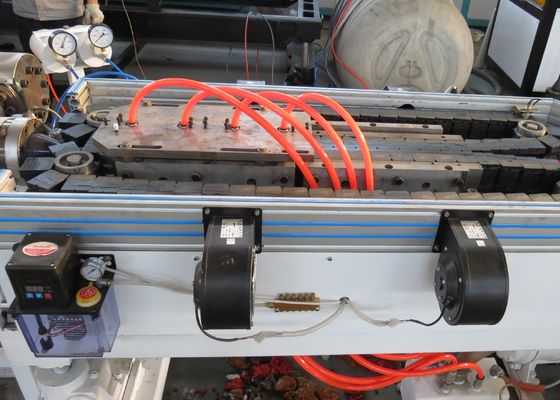 32mm 60kg/H Flexible Pipe Machine