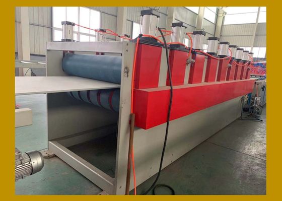 PP Hollow Cross Plastic Sheet Extrusion Line Integral Type Extruder