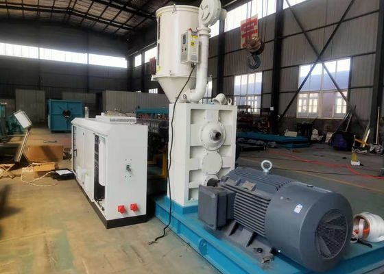Corrugated Wire Conduit Plastic Pipe Extruder Machine 40r/Min